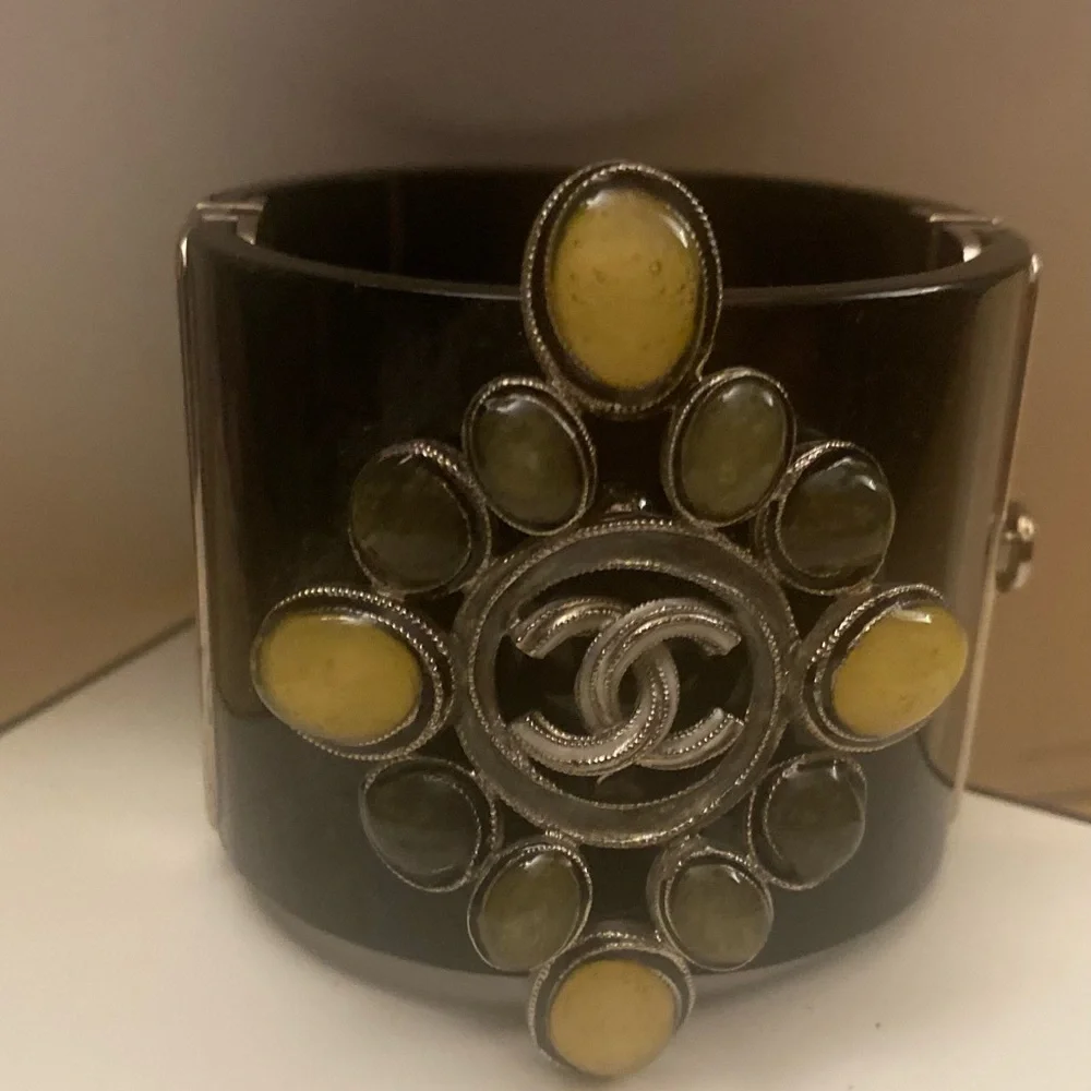 Chanel Black and Silver Cuff Bracelet - Picture 4 of 15